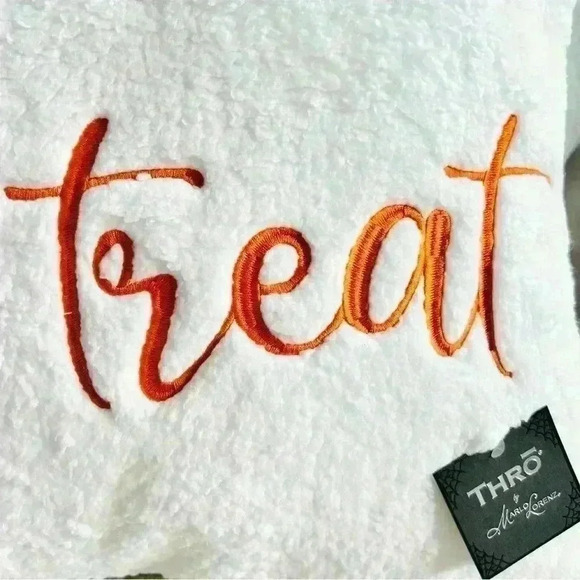 NEW TRICK OR TREAT - Beautiful Super Soft SHERPA Accent Pillow - Picture 2 of 6